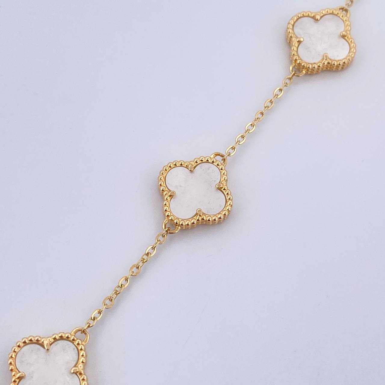 Pulso Aro Seguido Trebol 8.2gr / 17.4cm-19.5cm / 1.6mm Nacar Blanco Oro Amarillo 18K &