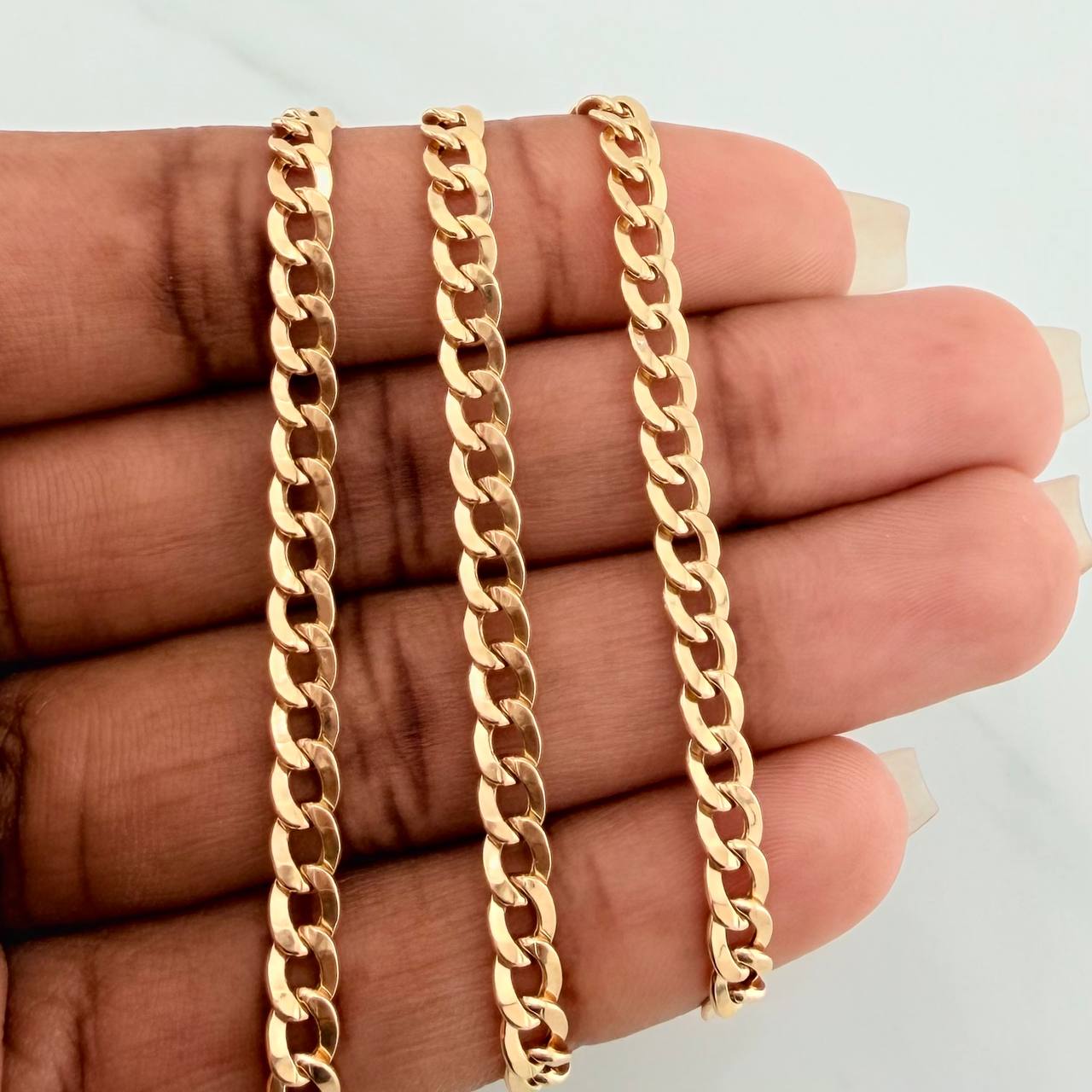 Cuban Links 9.05g / 28 1/4 in / 4.1mm Yellow Gold +1 18K $