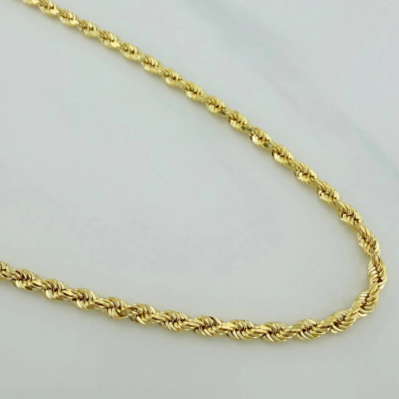 Cadena Lazo 5.8g / 20 in / 2.5mm Oro Amarillo 18K