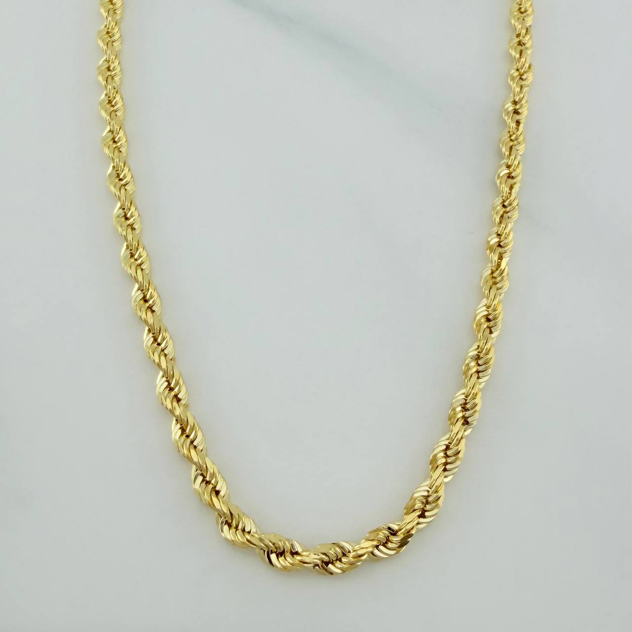 Rope Chain 6.65g / 23 1/2 in / 2.4mm Yellow Gold +3 18K $