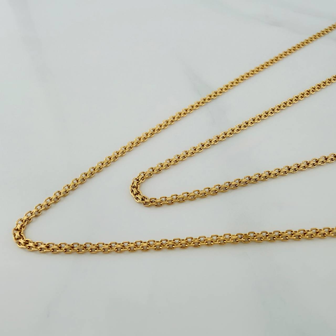 Cadena China 3.15gr / 23 1/2 in / 1.4mm Oro Amarillo +3 18K $