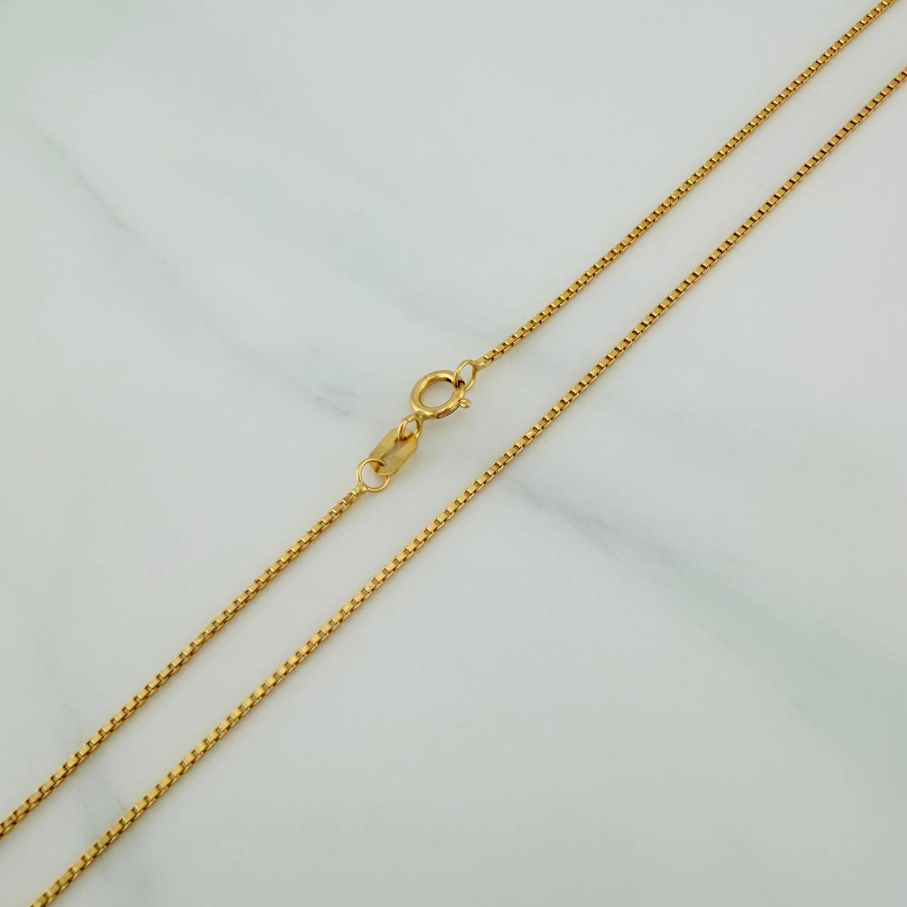 Cadena Veneciana 1.75gr / 23 1/2 in / 0.8mm Oro Amarillo +3 18K $