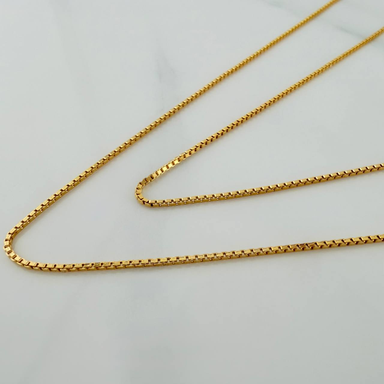 Cadena Veneciana 1.8gr / 23 1/2 in / 0.8mm Oro Amarillo +3 18K $