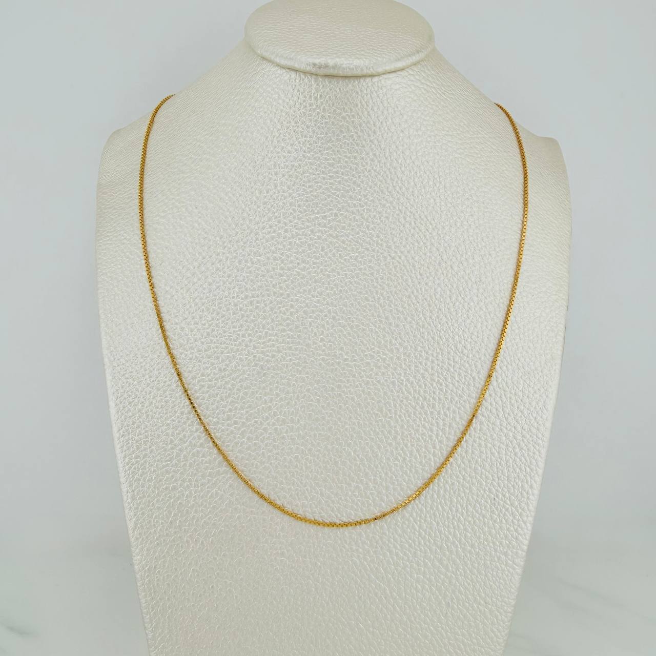 Cadena Veneciana 1.8gr / 23 1/2 in / 0.8mm Oro Amarillo +3 18K $