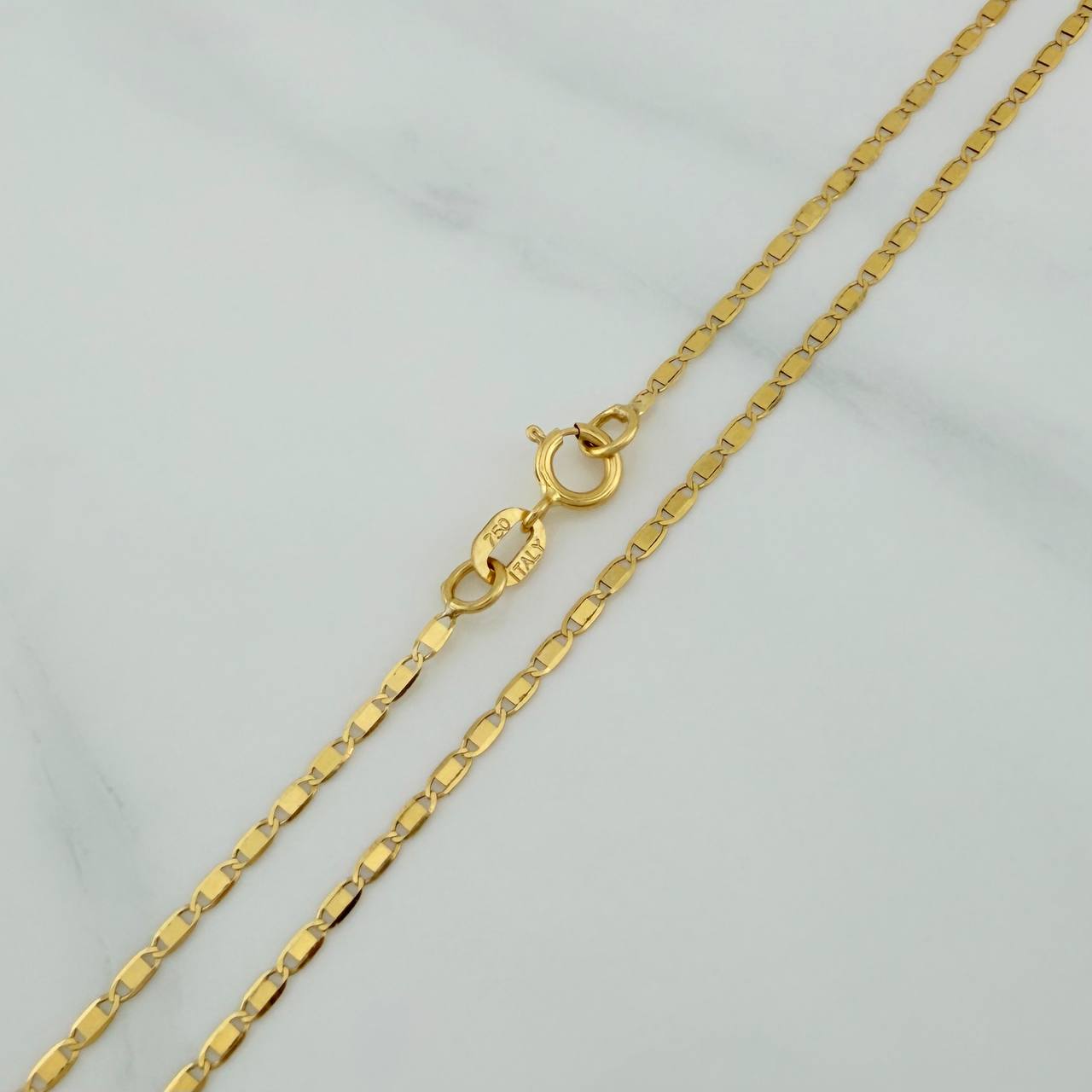 Cadena Escalera Plana 1.2gr / 17 3/4 in / 1.2mm Oro Amarillo +3 18K $