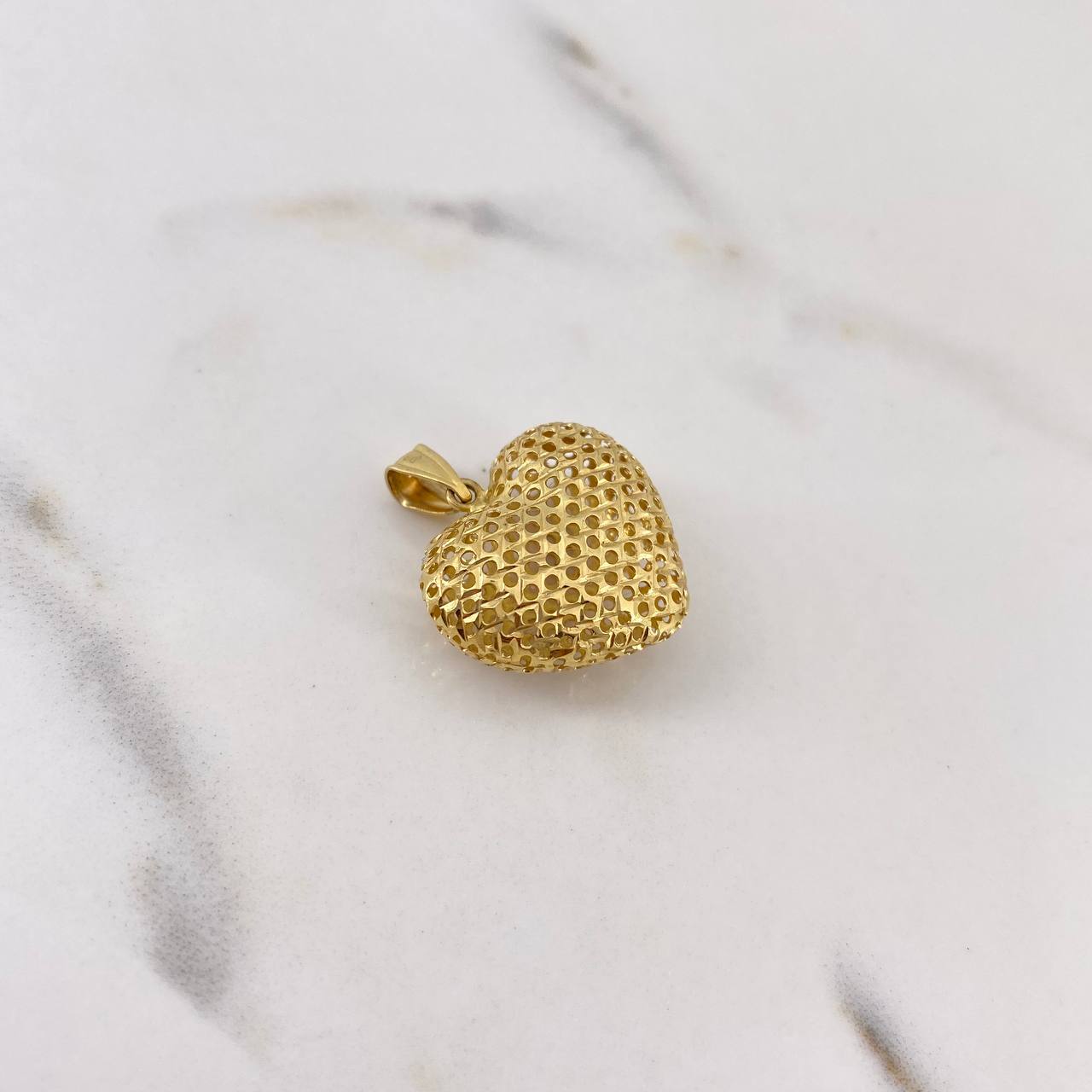 Pendant Filigree Heart 1.8gr / 2.3cm / 18K Yellow Gold #
