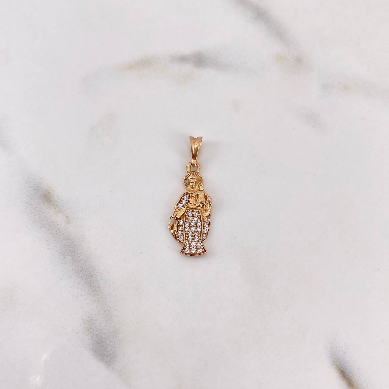 Dije Virgen Del Carmen 1.4gr / 2.6cm / Circones Blancos Oro Rosa 18K #
