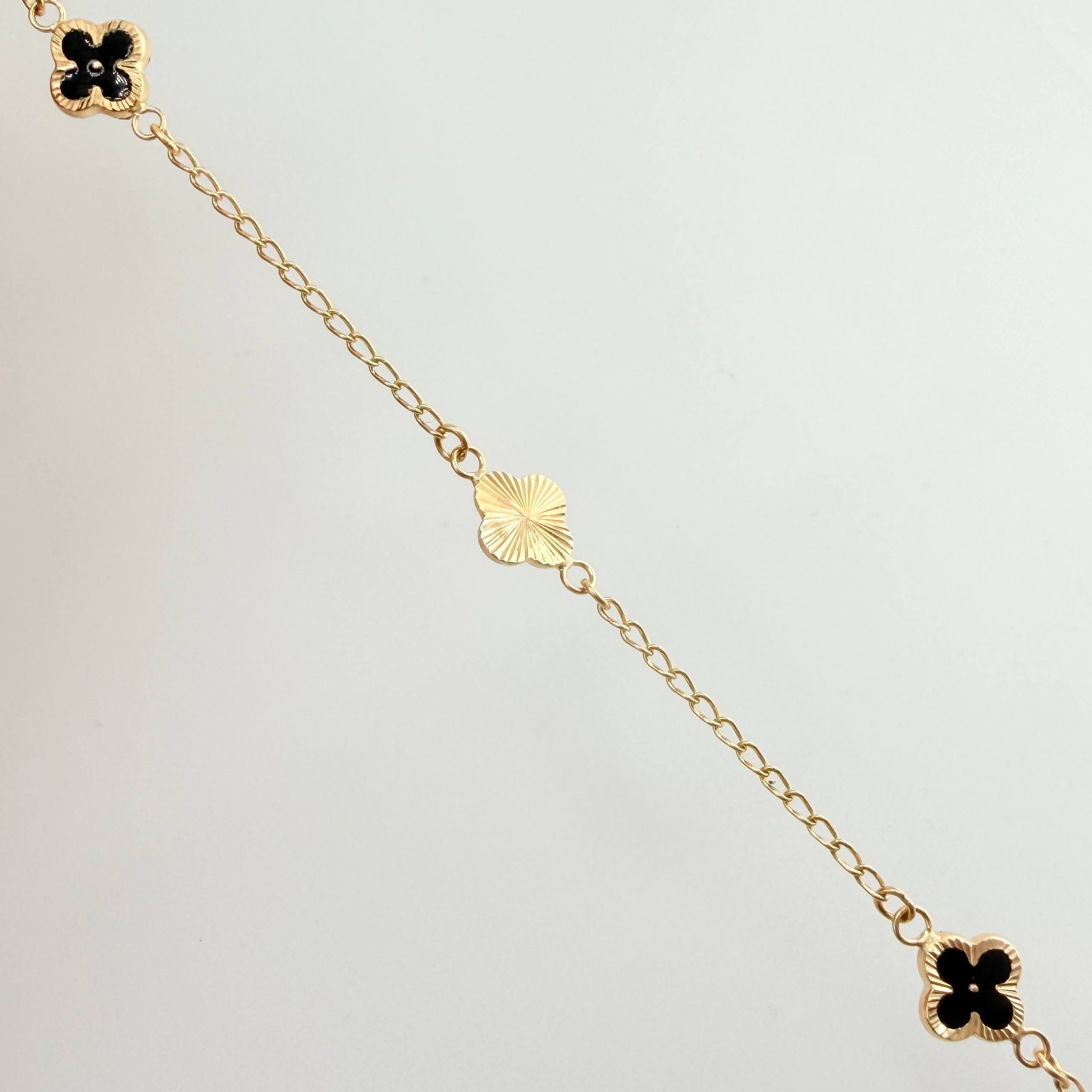 Pulso Cajón Trebol Doble Faz 2.6gr / 7 1/2 in / 8mm Oro Amarillo 18K *