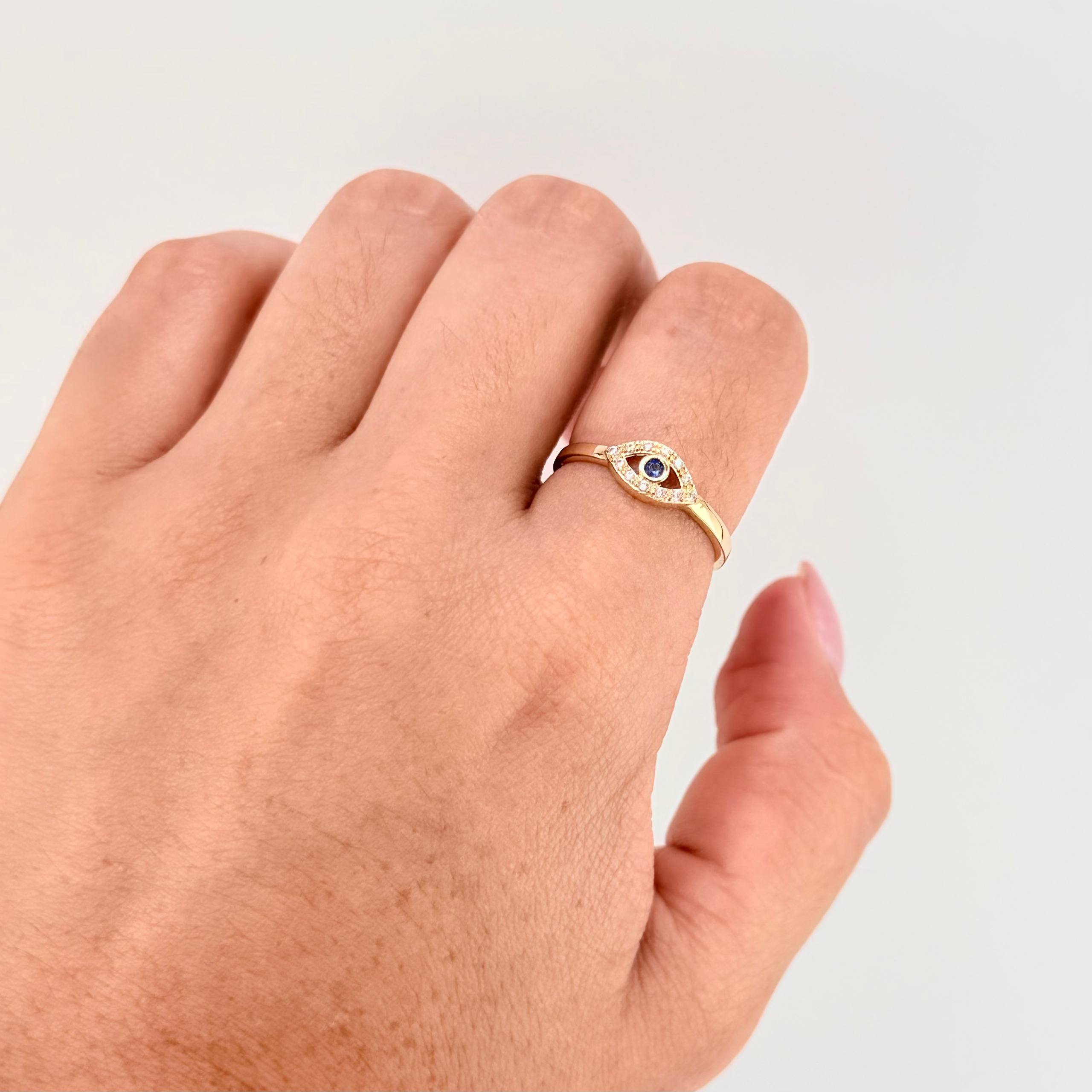 Anillo Ojo Tupido 1.4gr / T7 3/4 / Oro Amarillo 18K ©