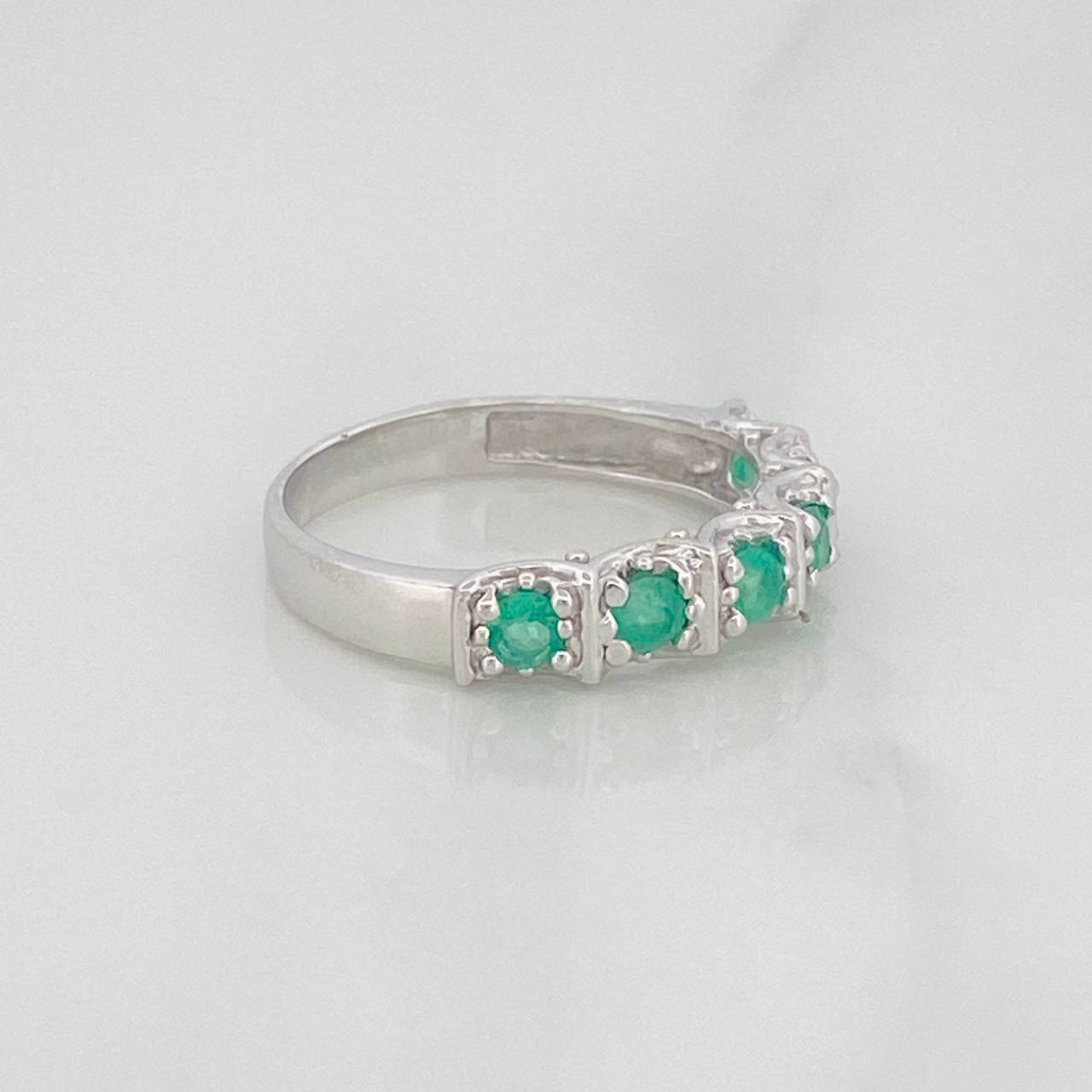 Accordion Ring Emerald 47 Pts 2.2 g / T6 1/2 Silver 925