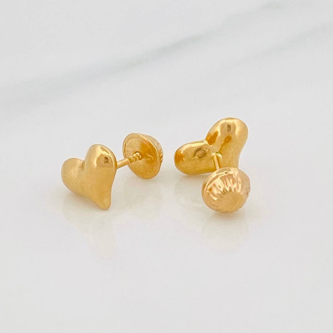 Topos Corazón 0.8 g / in / 9.6 mm Oro Amarillo 18K