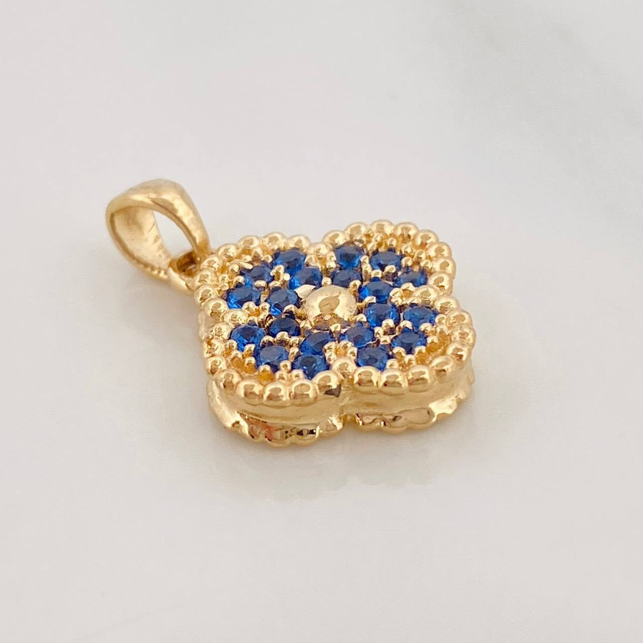 Clover Pendant 2.9 g / 3/4 in 18K Yellow Gold