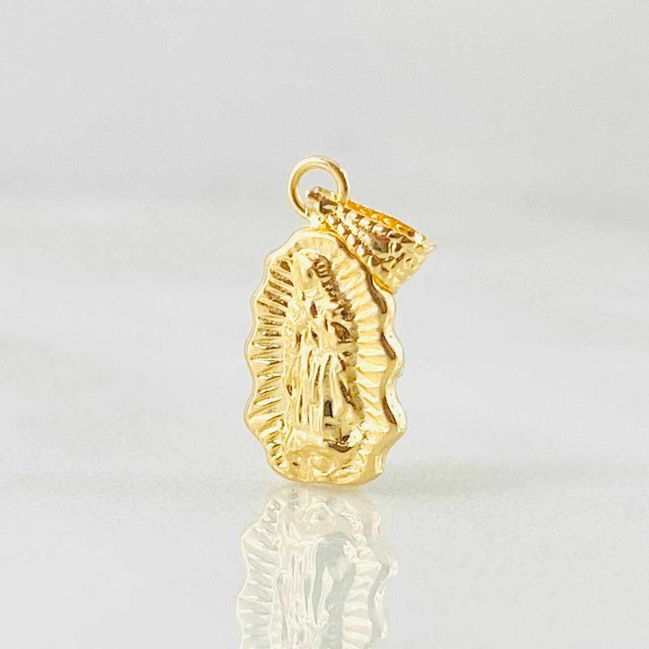 Dije Virgen Guadalupe 0.5gr / 3/4 in / Oro Amarillo 18K ©