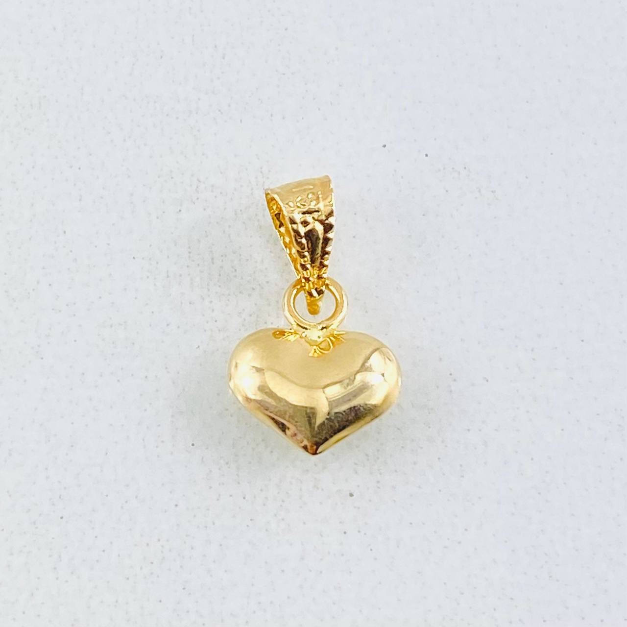 Pendant Heart 0.25gr / 0.5in / 18K Gold