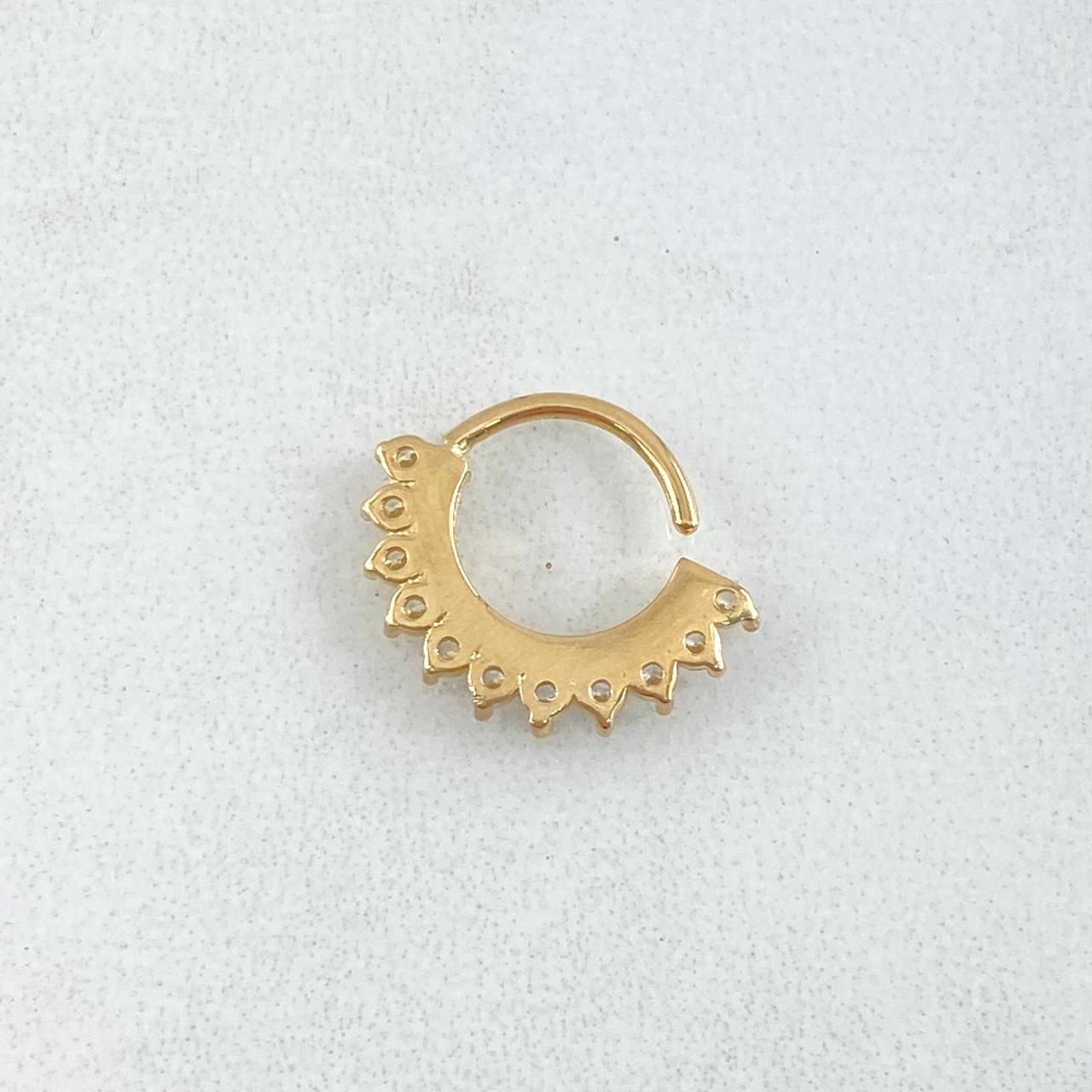 Dense Hoop Piercing 0.9gr / 1.5cm (0.6in) / Special Pearl 18K Gold ©