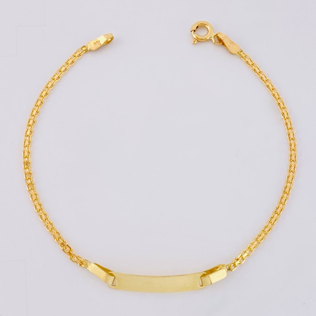Pulso Chino Placa Rectangular 1.9 g / 6 1/2 in / 1.6 mm Oro Amarillo 18K