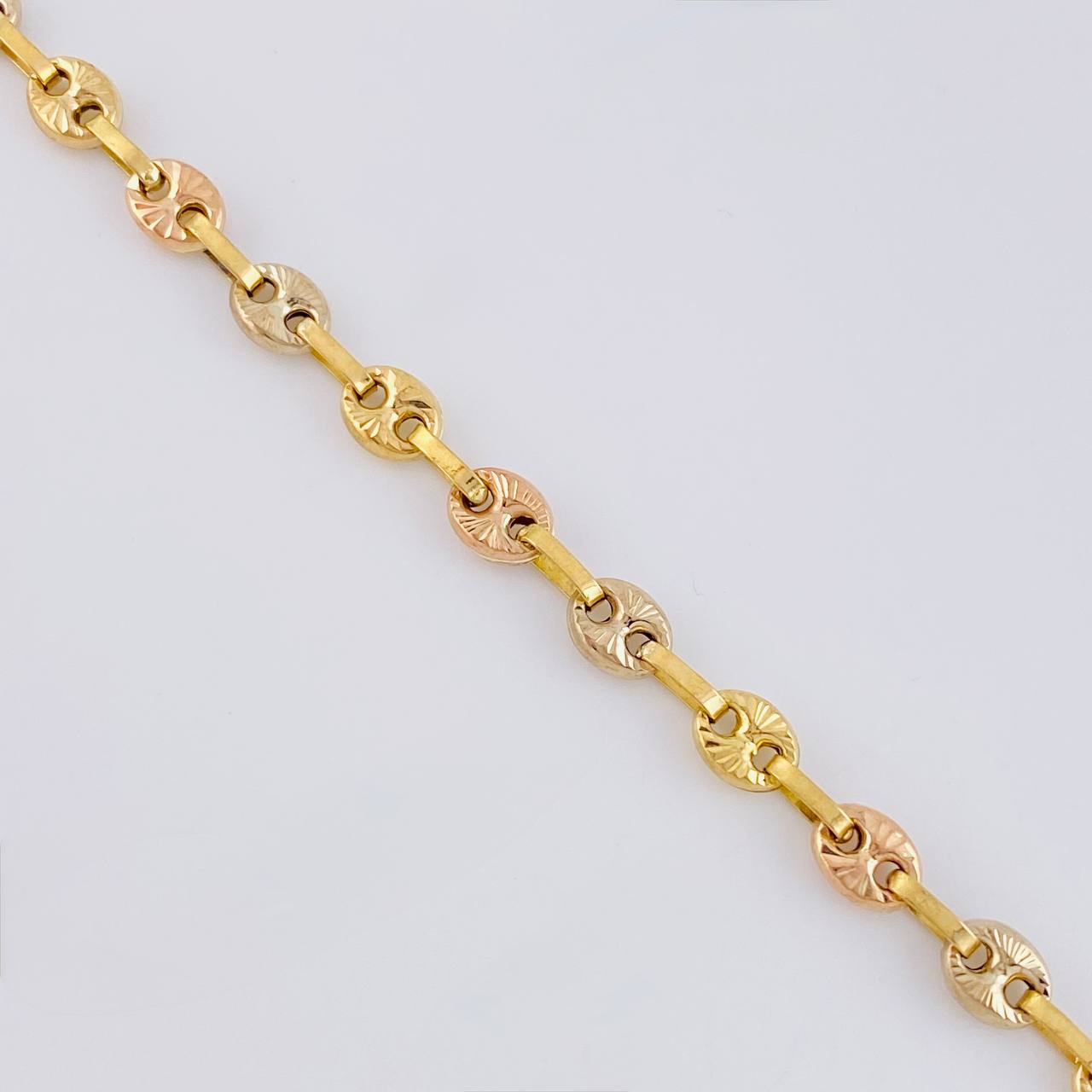 Cadena Gc Diamantada 13.4 g / 26 in / 4.85 mm Tres Oros 18K