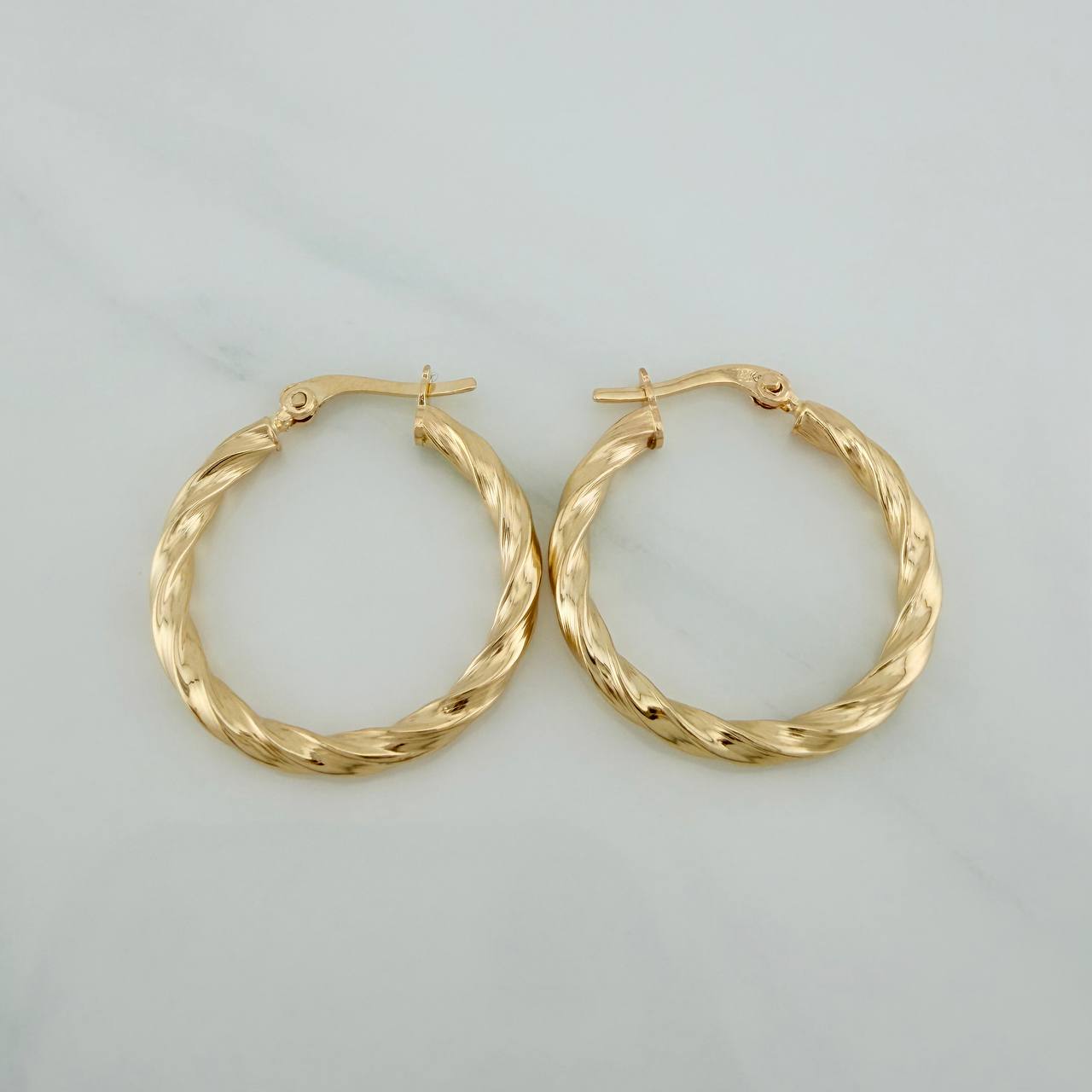 Candongas Lupe 1.9gr / 1 in / Oro Amarillo 18K $