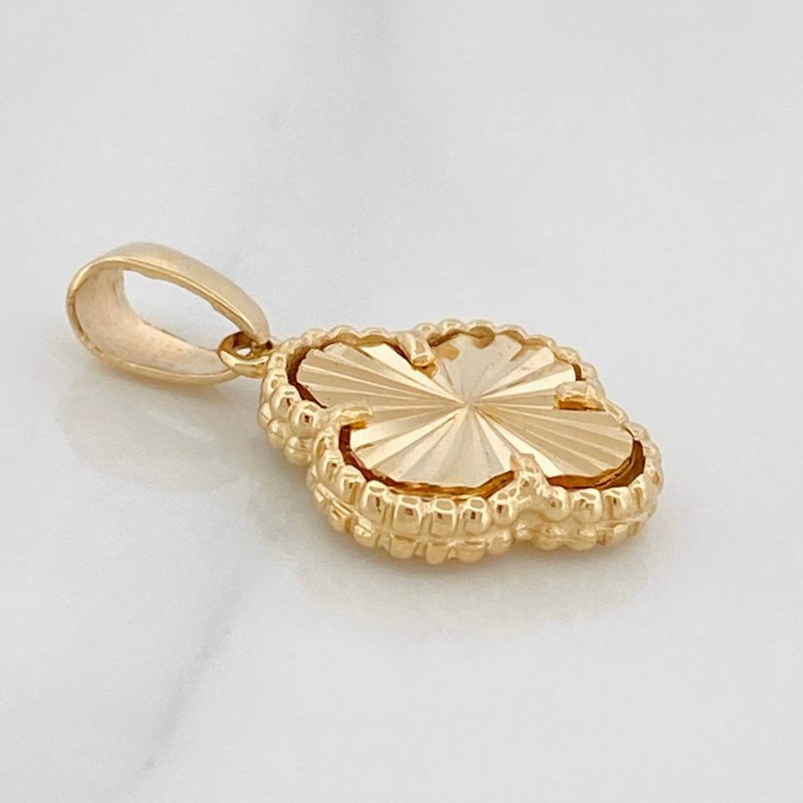 Clover Pendant 3.2 g / 1 in Yellow Gold 18K