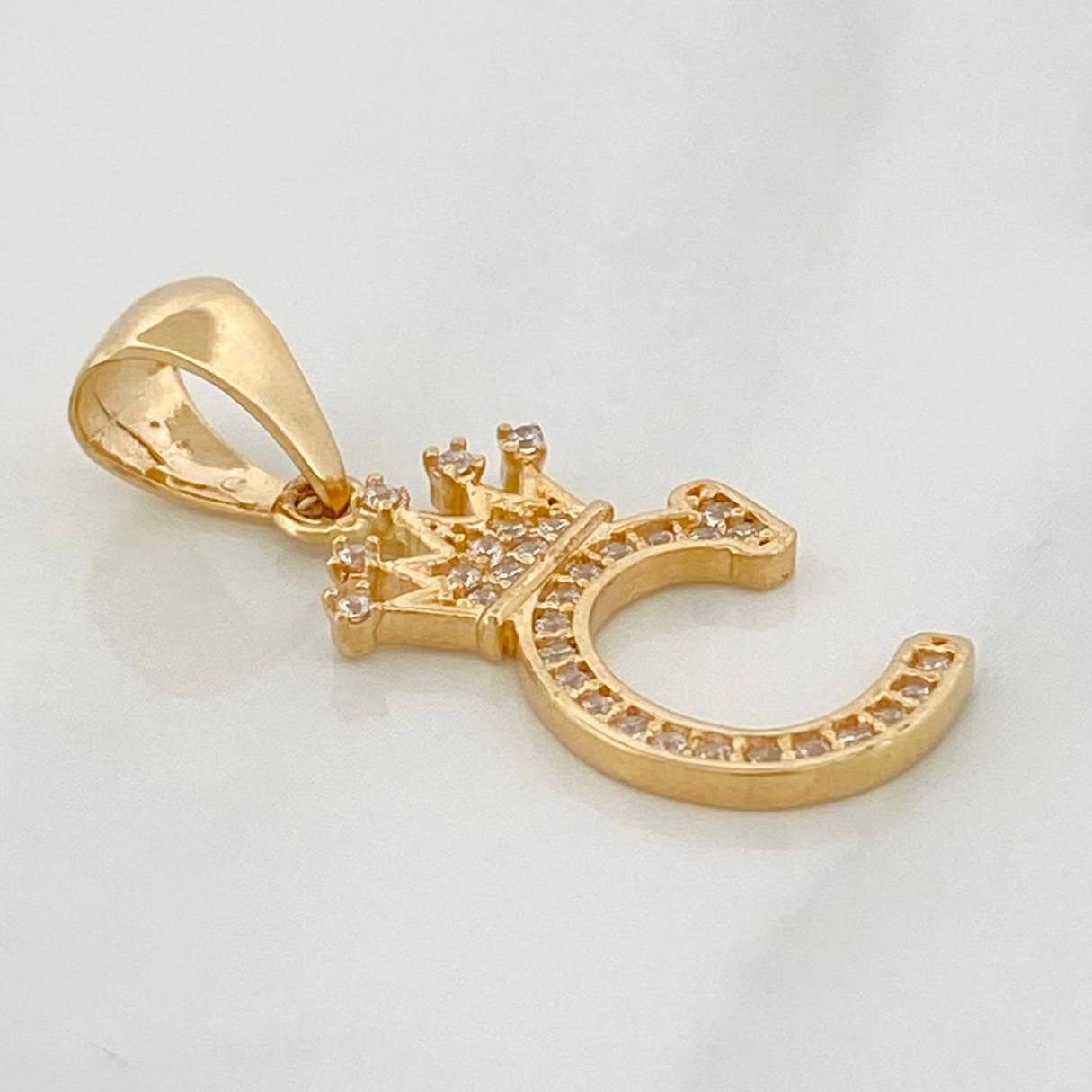 Dije Corona Letra C 1.5 g / 1 in Oro Amarillo 18K
