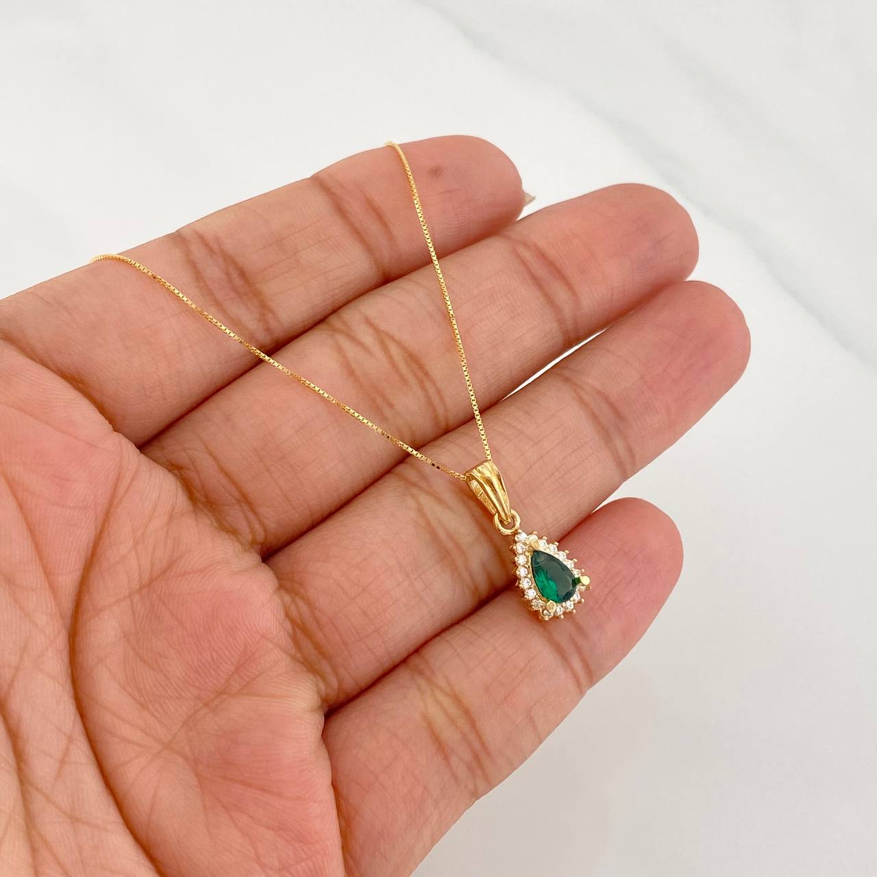 Set Cadena Veneciana + Dije Halo Lágrima / 1.95g / 16 in Oro Amarillo 18K