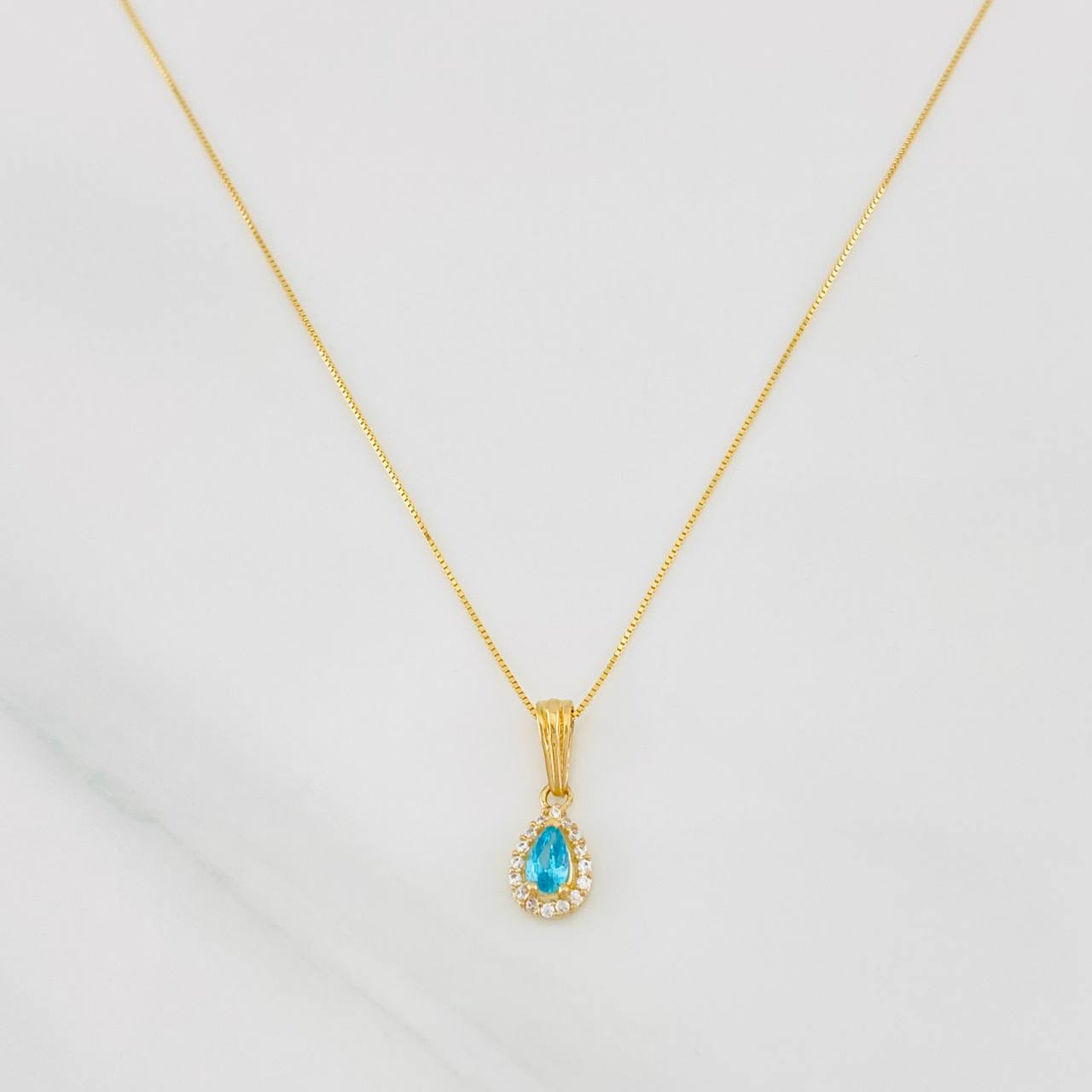 Set Cadena Veneciana + Dije Halo Lágrima / 1.6g / 16 in Oro Amarillo 18K