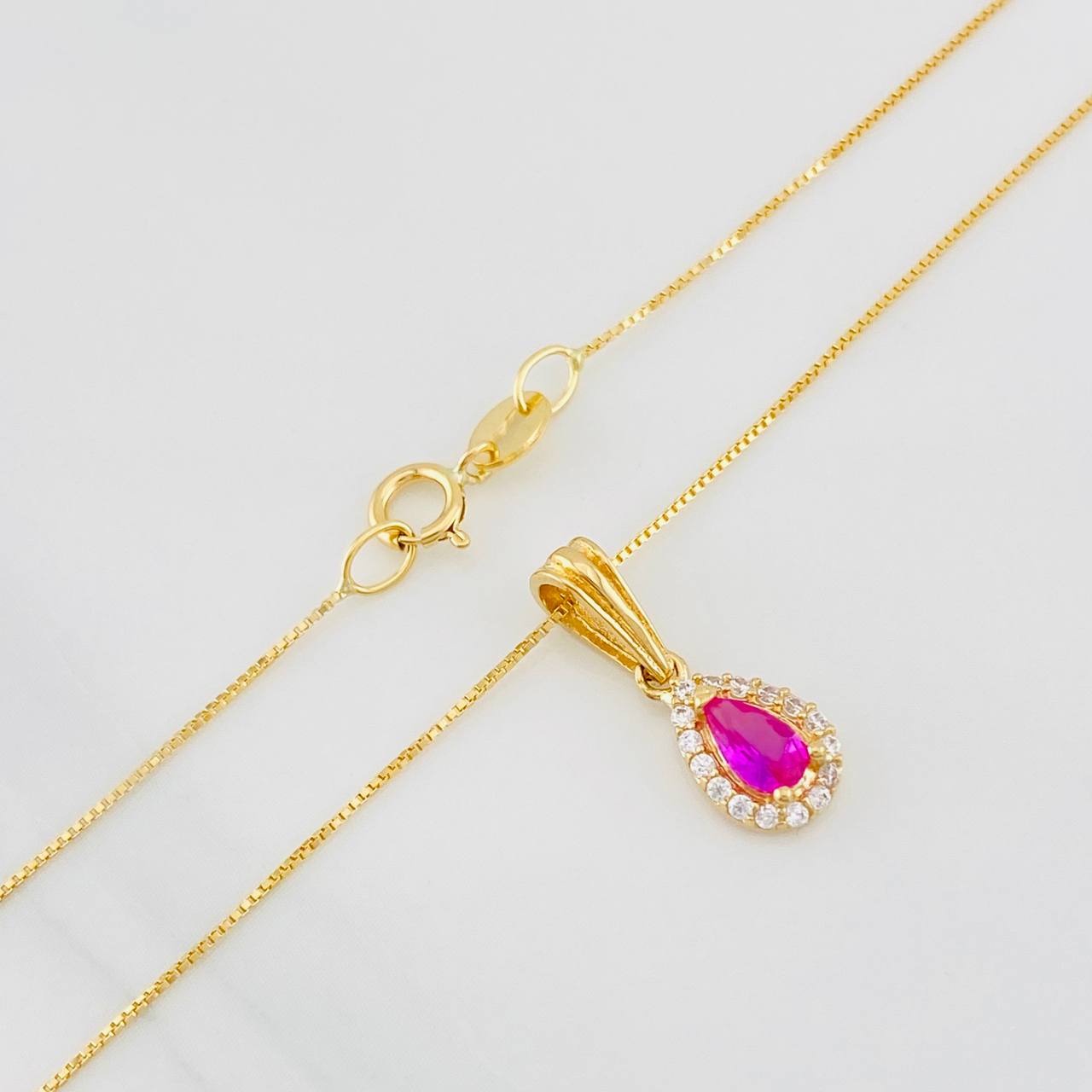 Set Cadena Veneciana + Dije Lágrima / 1.55g / 16 in Oro Amarillo 18K