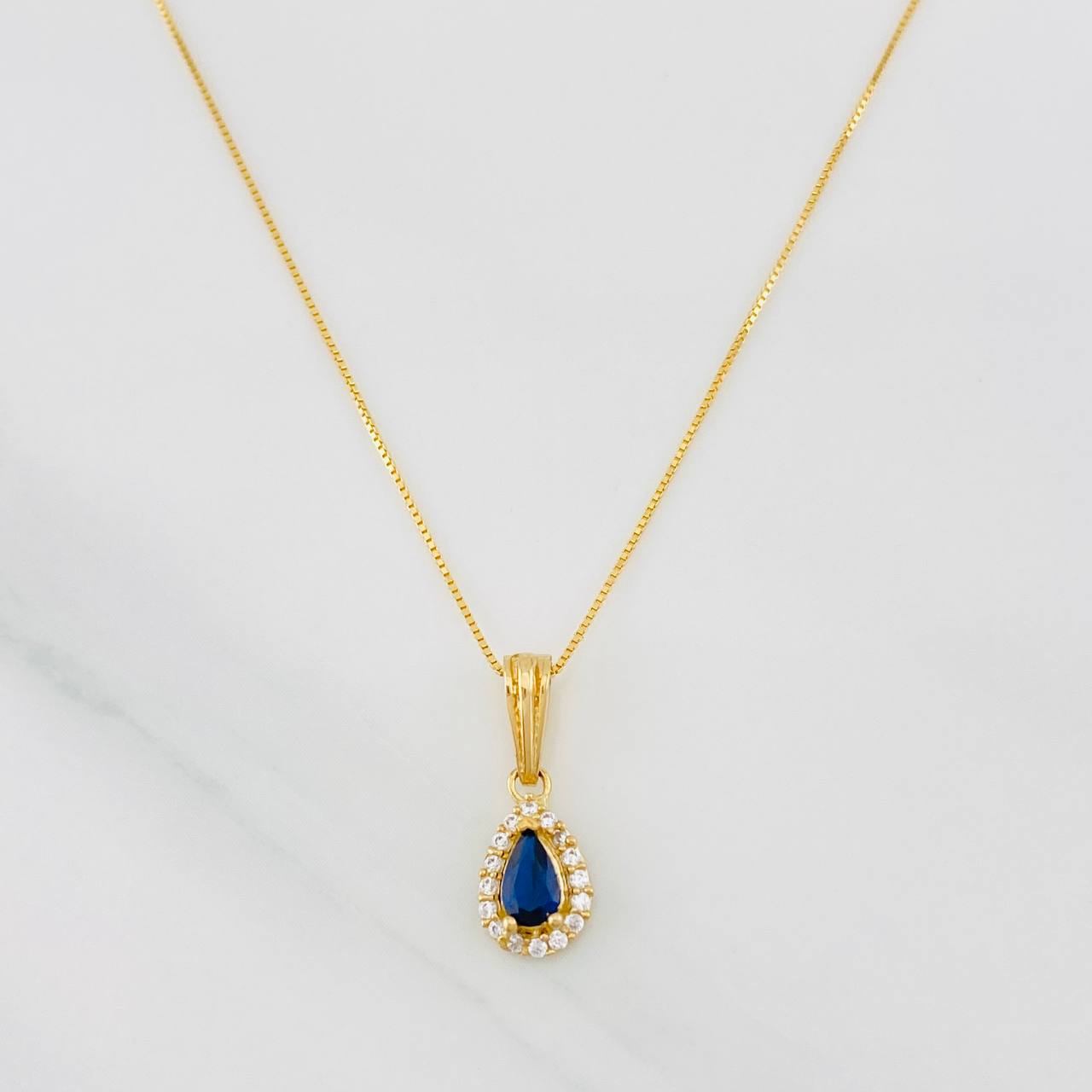 Set Cadena Veneciana + Dije Halo Lágrima / 1.6g / 16 in Oro Amarillo 18K