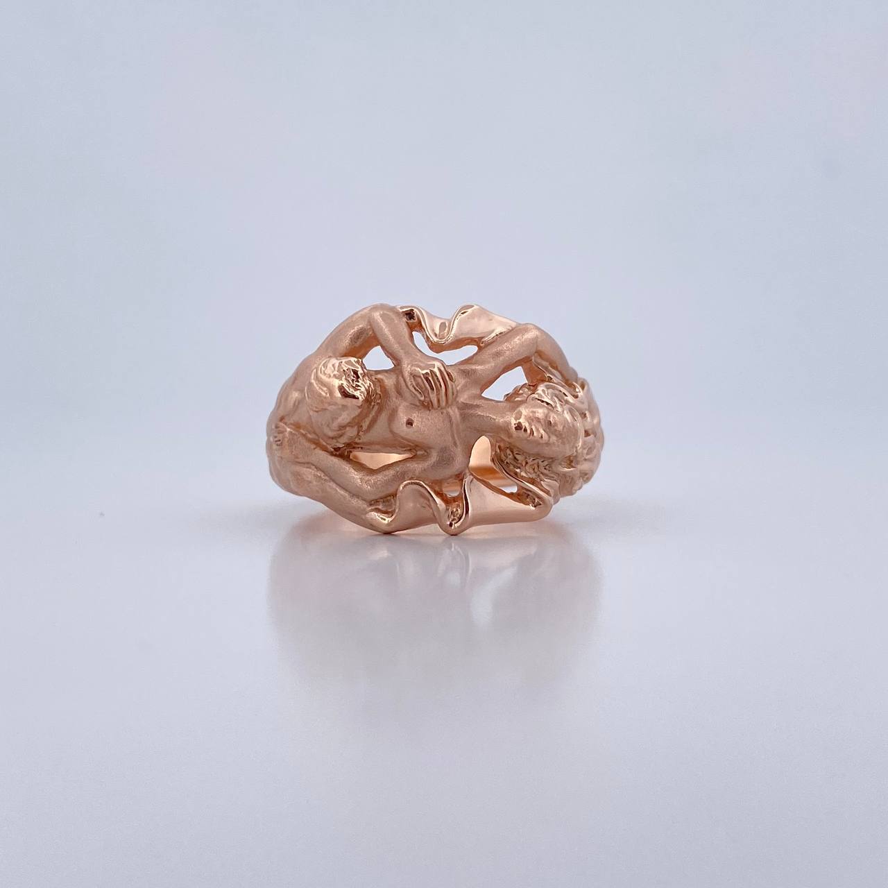 Passion Ring 15.15gr / Size 9 1/2 / 18K Rose Gold $