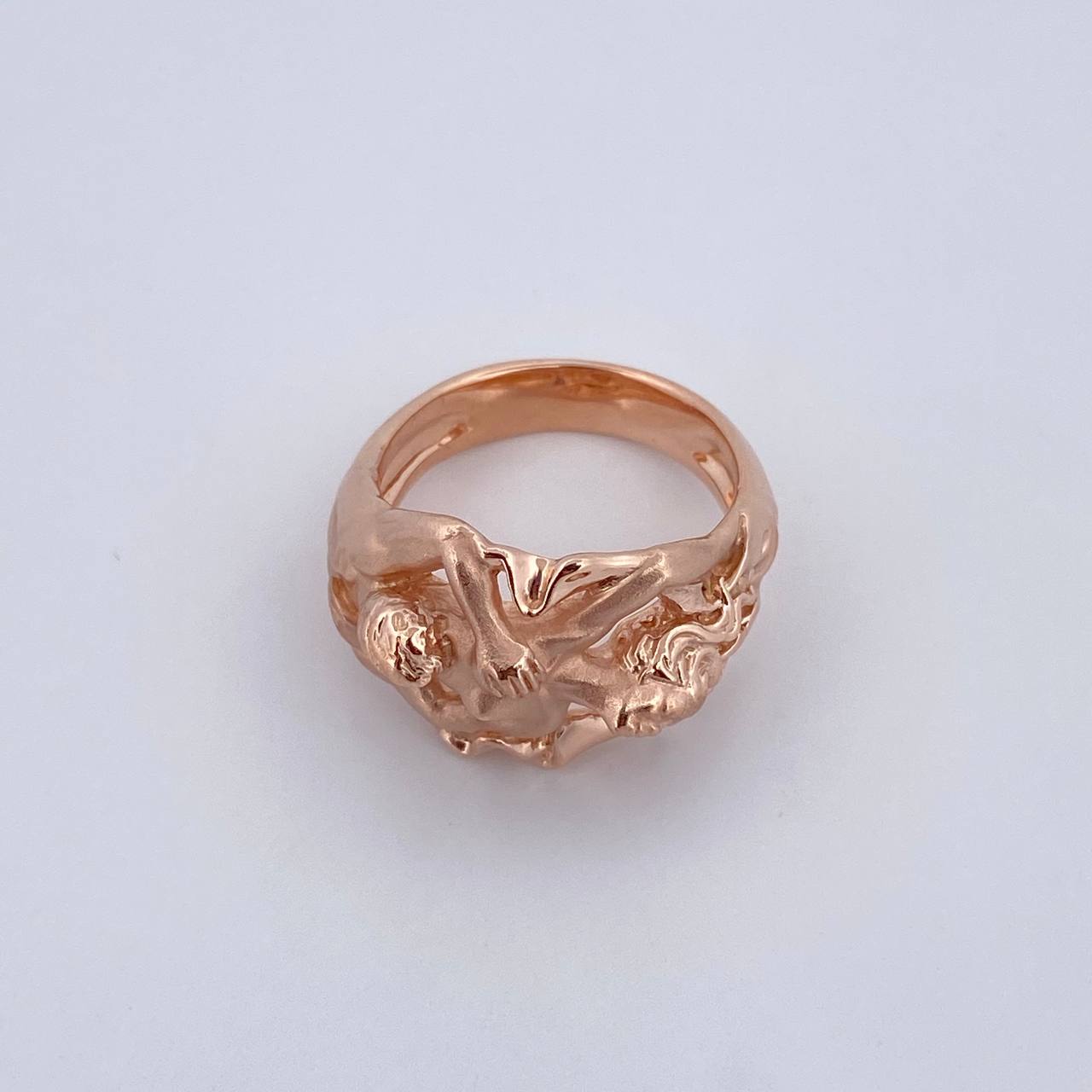 Passion Ring 15.15gr / Size 9 1/2 / 18K Rose Gold $