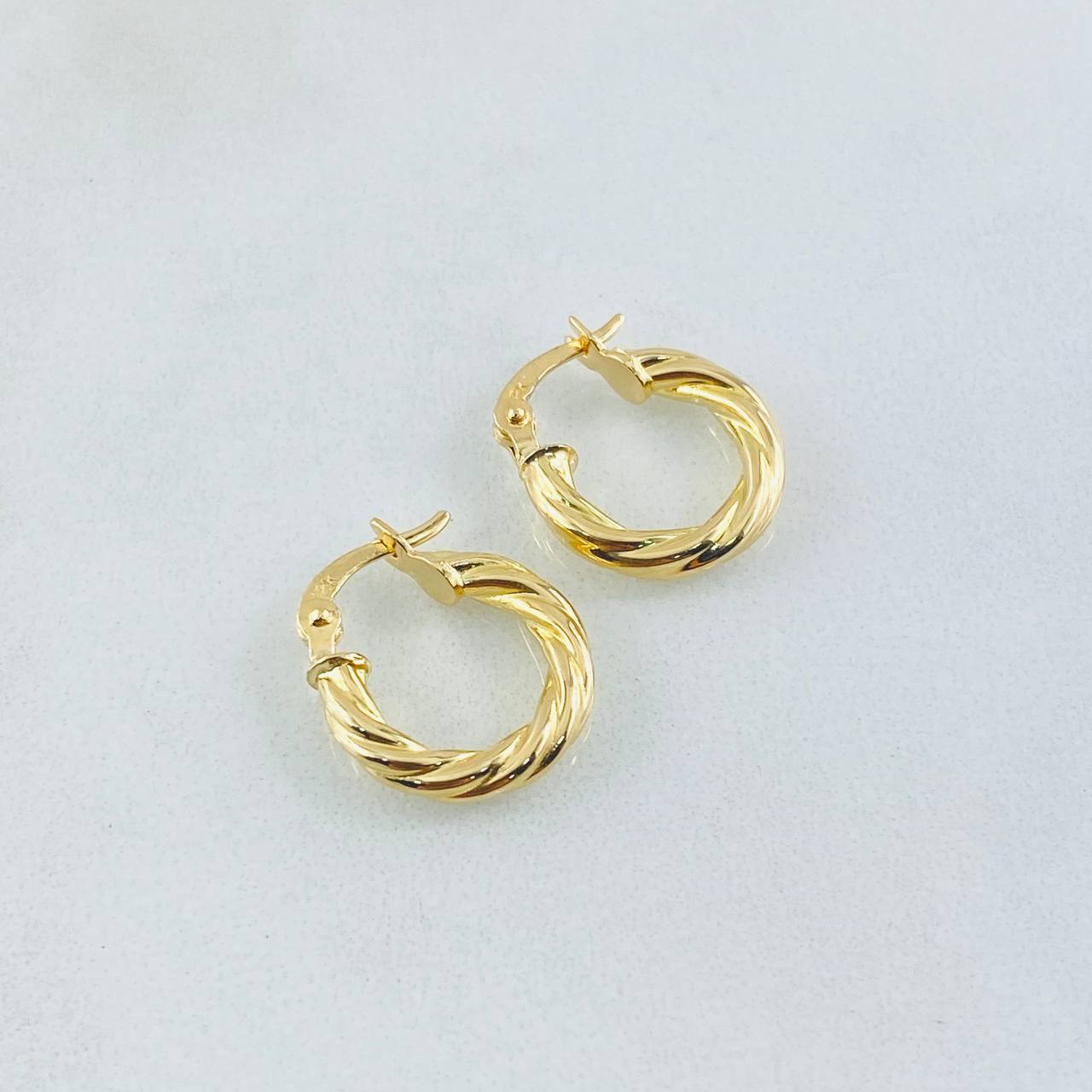 Candongas Emmi 1.3gr / 1/2 in / Oro Amarillo 18K ©