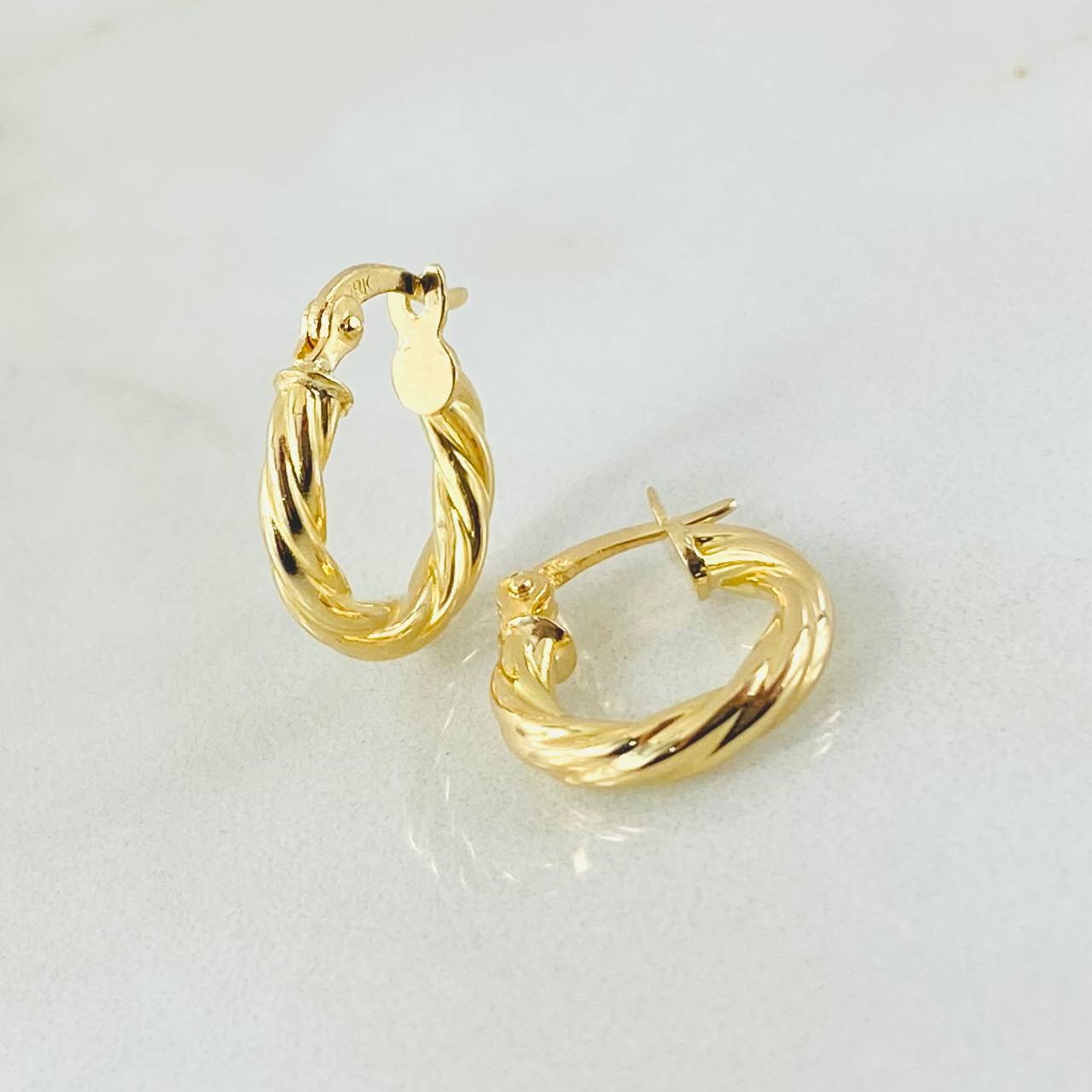 Candongas Emmi 1.3gr / 1/2 in / Oro Amarillo 18K ©
