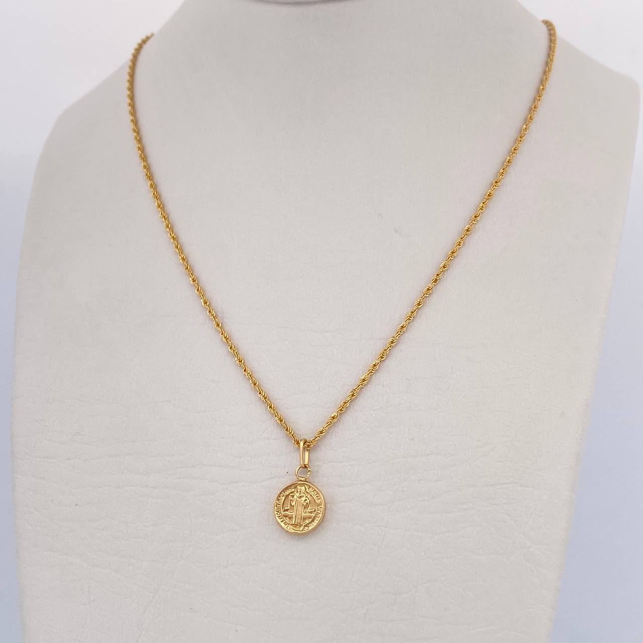 Set Rope Chain /0.95gr/17.7in/0.5mm + Pendant/0.4gr/0.6in Embossed 18K Gold (Offer) $