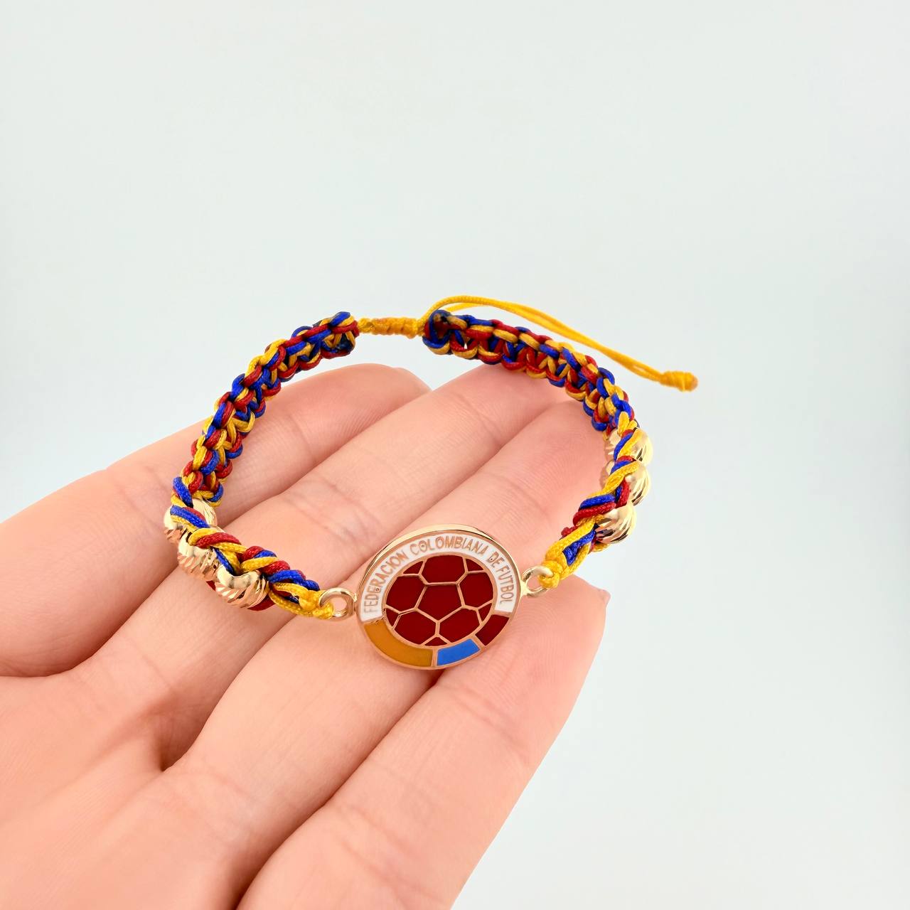 Tricolor Woven Bracelet Shield Selection Diamond Cut Beads 6Mm / 6 Units Yellow Gold 18K
