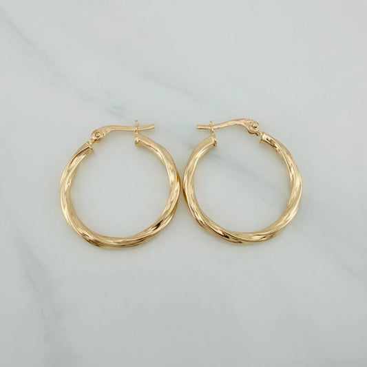 Candongas Mary 1.7gr / 1 in / Oro Amarillo 18K $