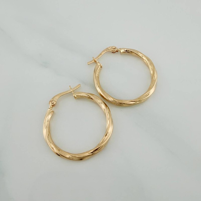 Candongas Mary 1.7gr / 1 in / Oro Amarillo 18K $