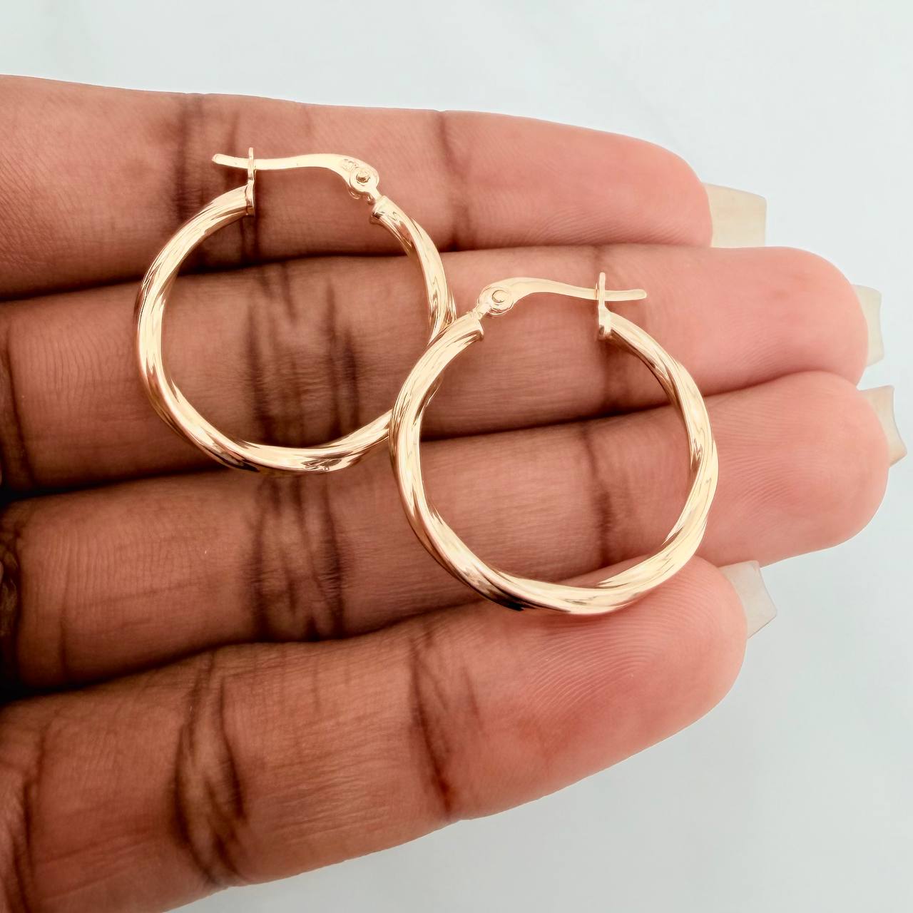 Candongas Mary 1.7gr / 1 in / Oro Amarillo 18K $