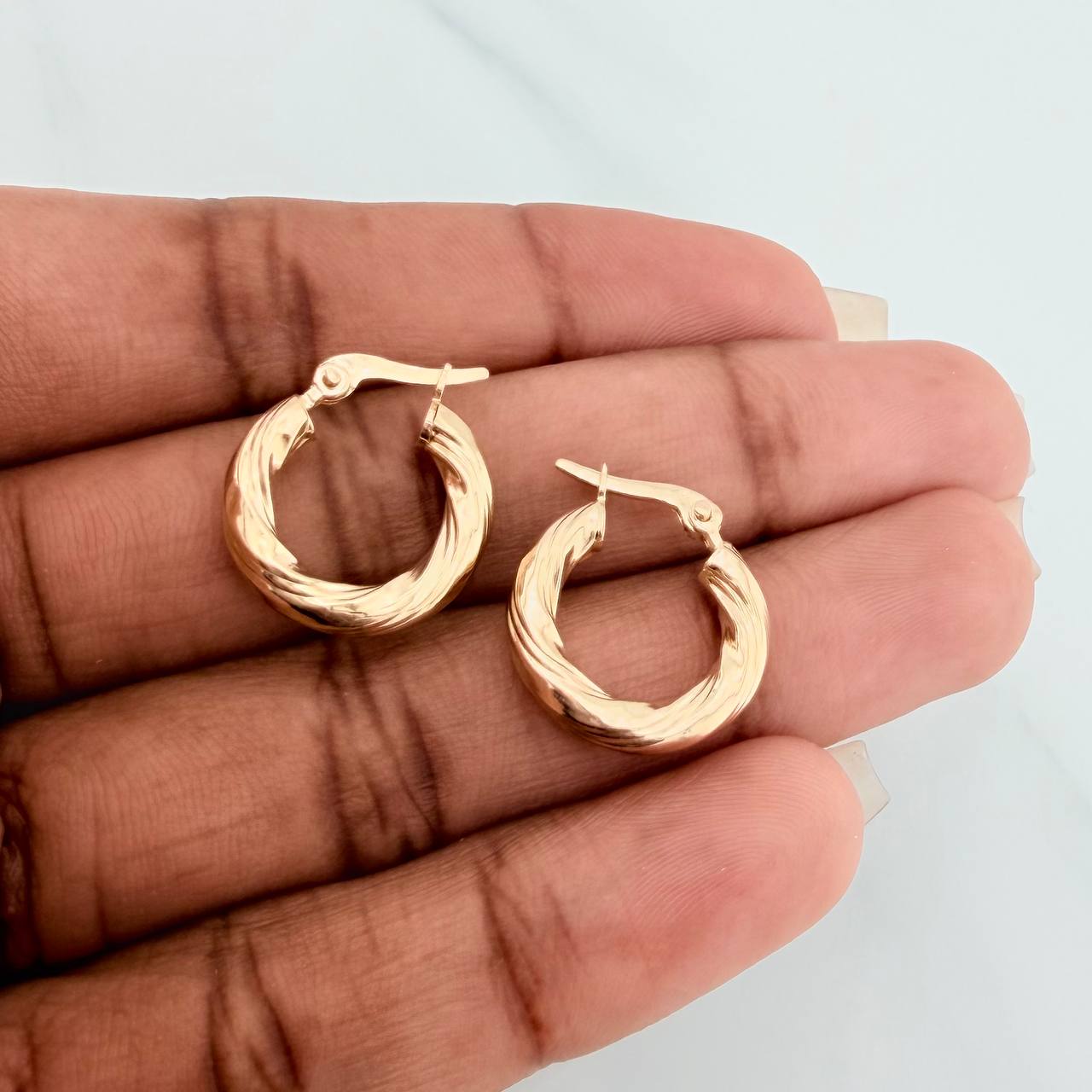 Candongas Mai 1.6gr / 3/4 in / Oro Amarillo 18K $