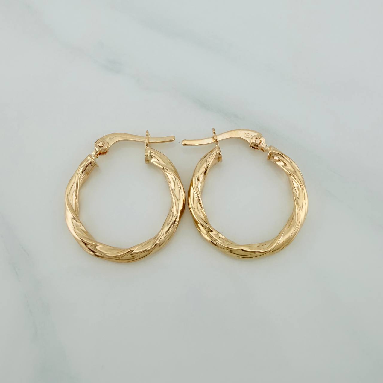 Candongas Mary 1.45gr / 3/4 in / Oro Amarillo 18K $