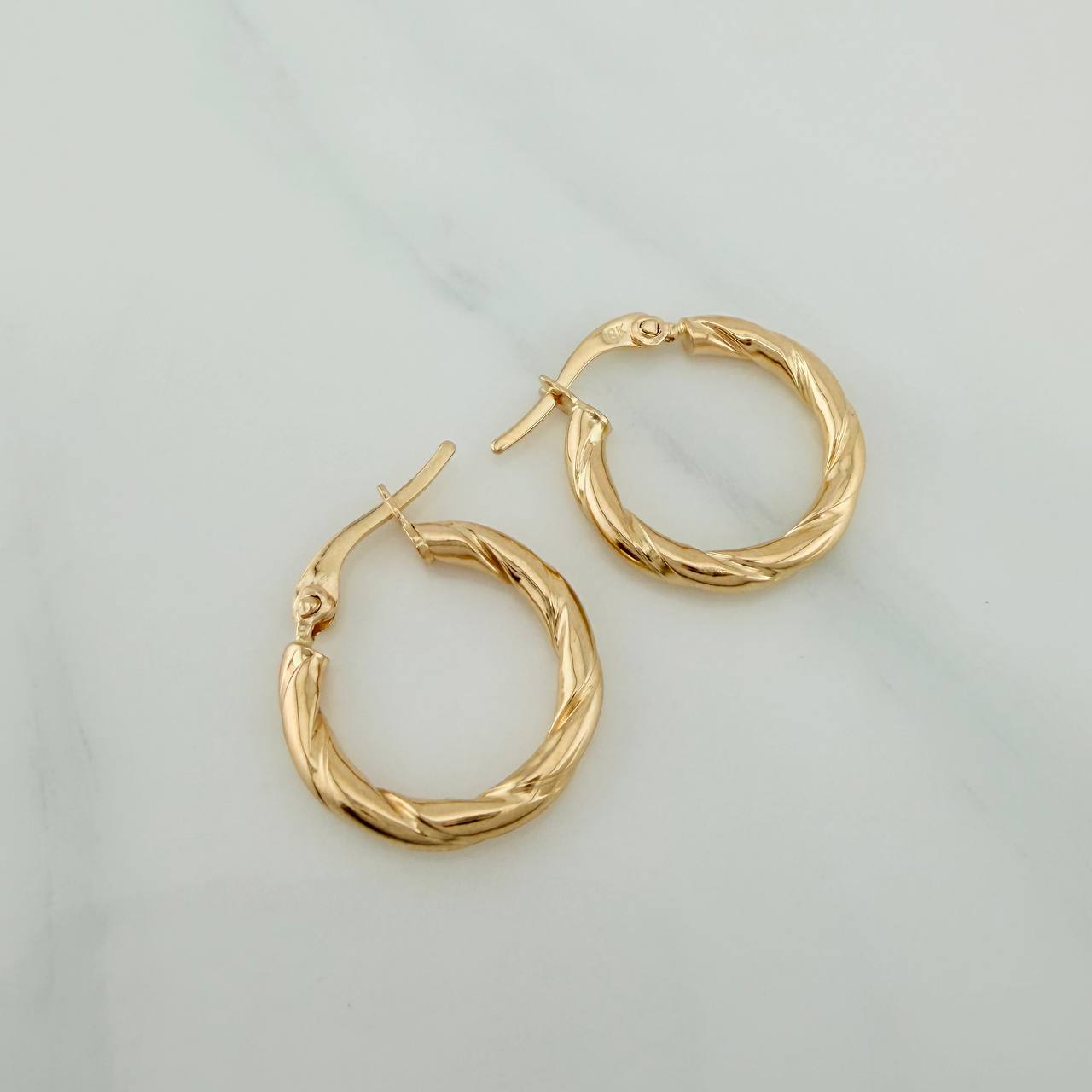 Candongas Germa 1.6gr / 3/4 in / Oro Amarillo 18K $