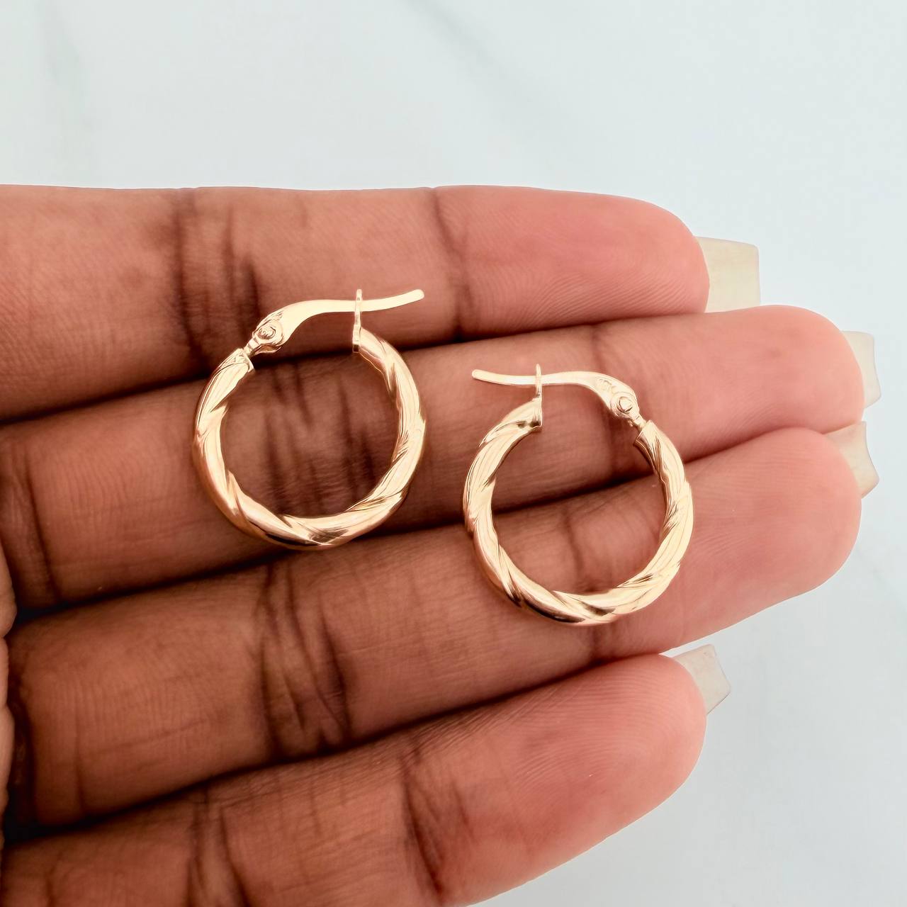 Candongas Germa 1.6gr / 3/4 in / Oro Amarillo 18K $