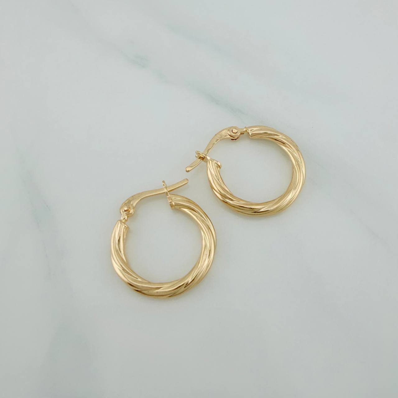 Candongas Mary 1.4gr / 3/4 in / Oro Amarillo 18K &