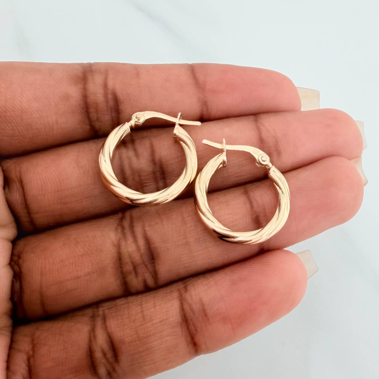 Candongas Mary 1.4gr / 3/4 in / Oro Amarillo 18K &