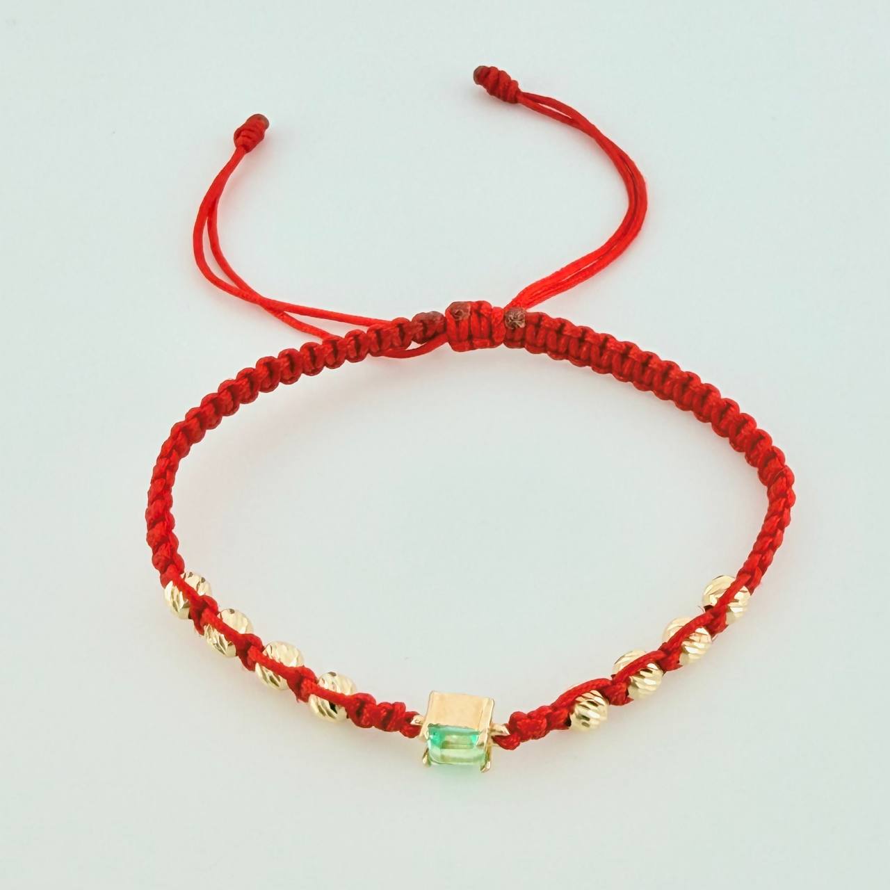 Red Woven Bracelet 8 4mm Beads Emerald Cube 28pts Yellow Gold 18K