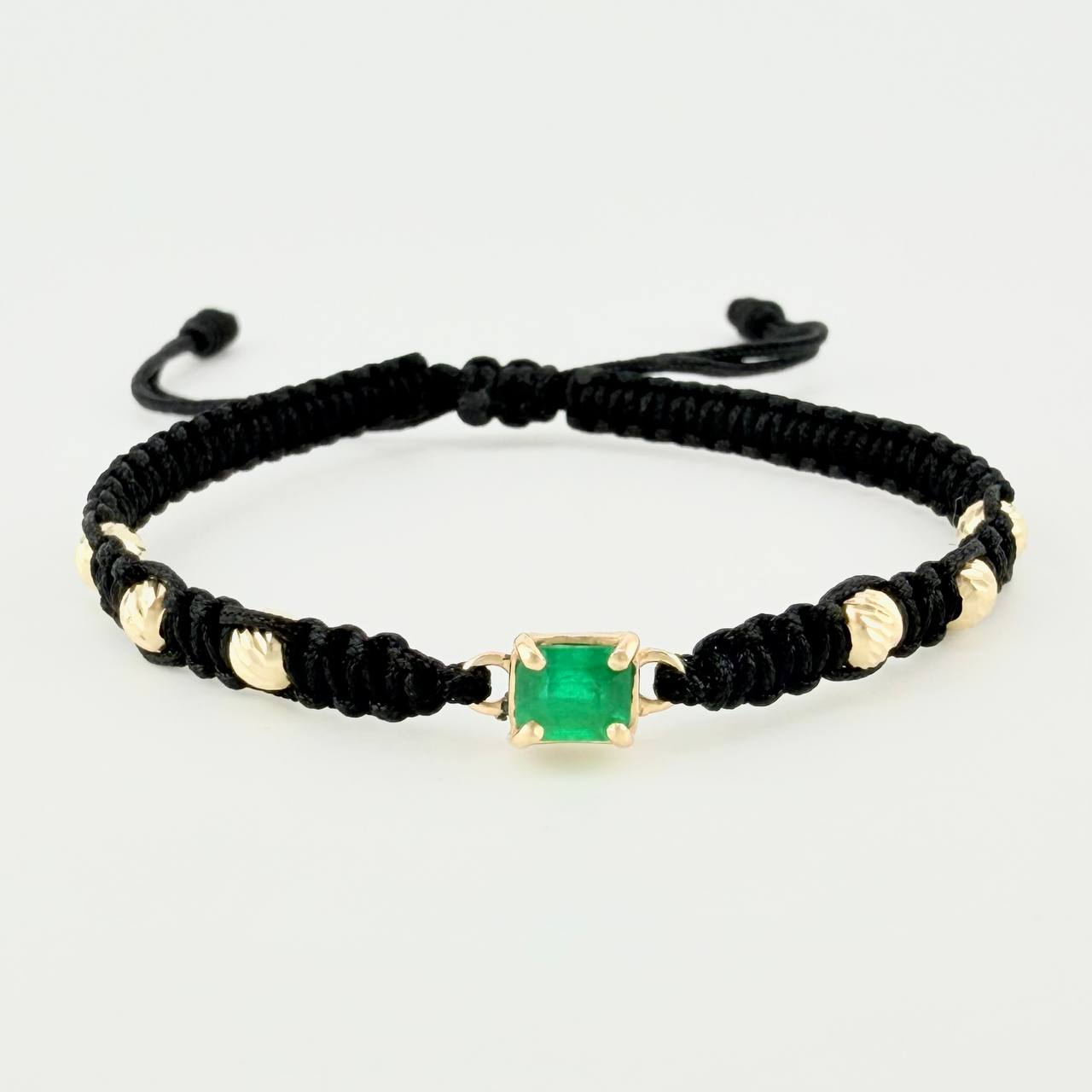 Pulsera Tejida Negra 6 Balines 4mm Cubo Esmeralda 60pts Oro Amarillo 18K