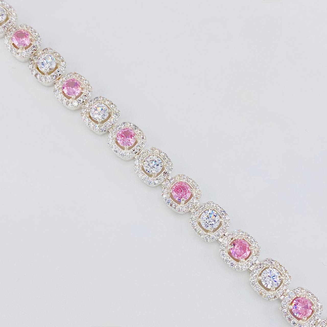 Tennis Chain 52.45g / 18 in / 7.75mm Silver 925