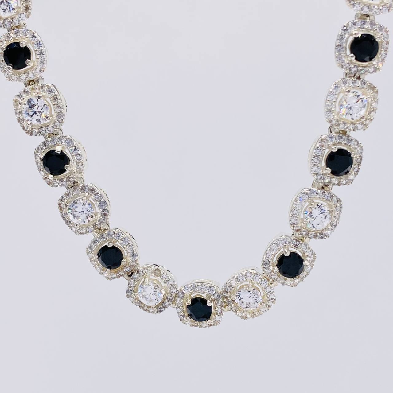 Tennis Chain 62.5g / 22 in / 7.75mm Silver 925