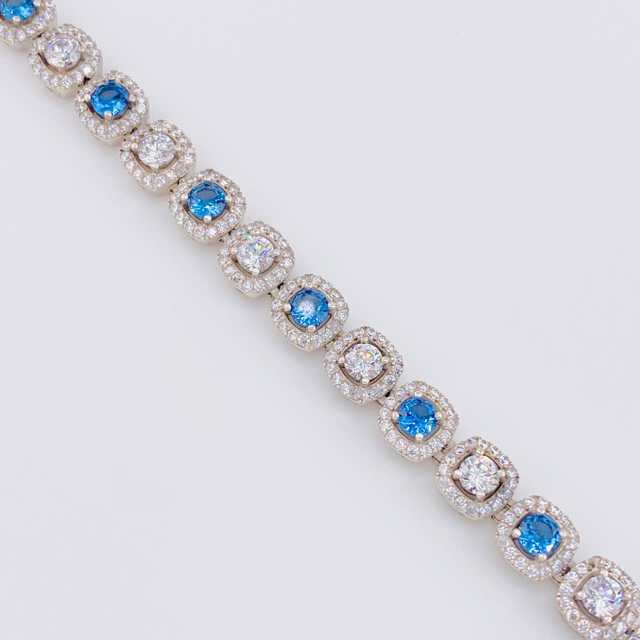 Tennis Chain 57.15g / 20 in / 7.75mm Silver 925
