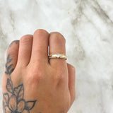 Solitaire Ring Double Track 2.5gr / Size 7 1/4 / White Zircons 18K Yellow Gold ©