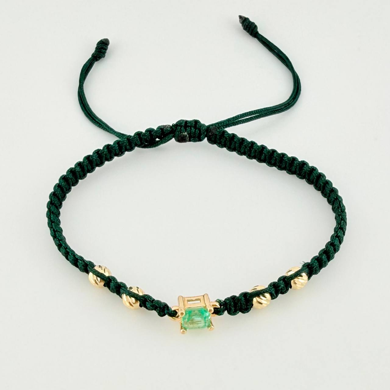 Green Woven Bracelet 4 Beads 4mm Emerald Cube 28pts 18K Yellow Gold